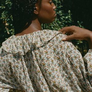 Doen Jana Top in Creme Fleurs D'Avignon Floral